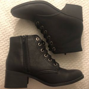 Ankle booties